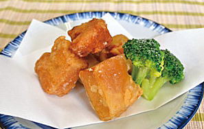 写真：高野豆腐の唐揚げ