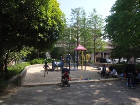 西田公園（遊具エリア）