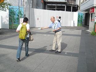 平成29年度終戦記念日前の駅前街頭啓発写真1