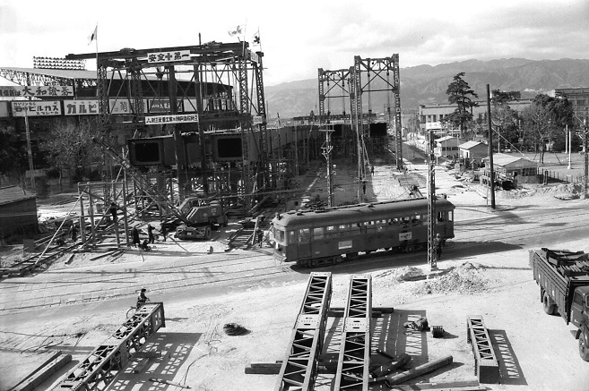 08 昭和35年 甲子園陸橋の工事