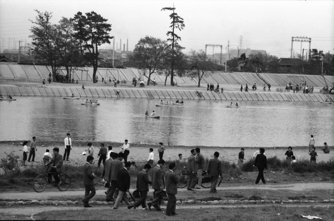 武庫川河川敷（昭和40年）