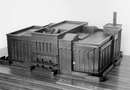 23 面影を伝える庁舎模型