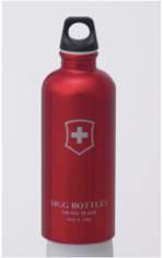 写真：アルミ製ボトル 「スイスエンブレムレッド」　シグ　（c）株式会社スター商事