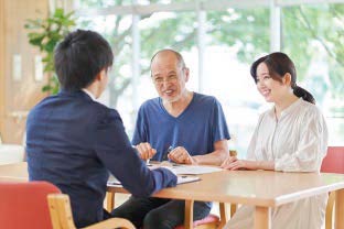 写真：相談（イメージ）