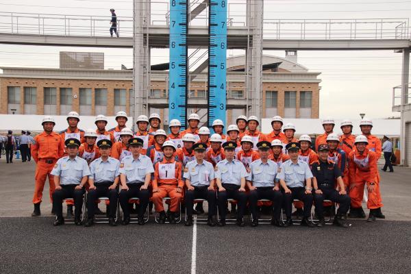 第48回消防救助技術近畿地区指導会出場隊員集合写真