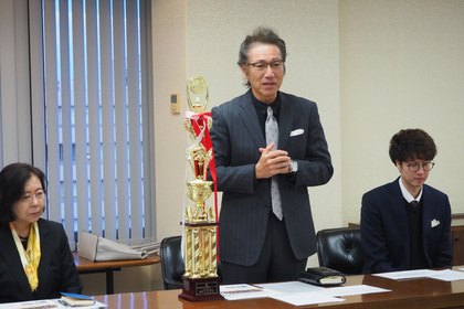 常任指揮者の小谷康夫さん