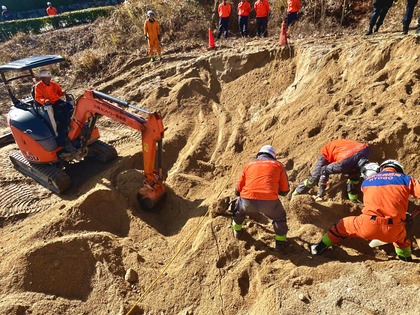西宮市消防協力隊合同訓練の様子