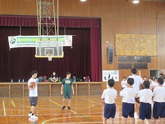 人権スポーツ教室-プレー(中学生)2