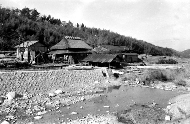 昭和39年 船坂川と寒天小屋