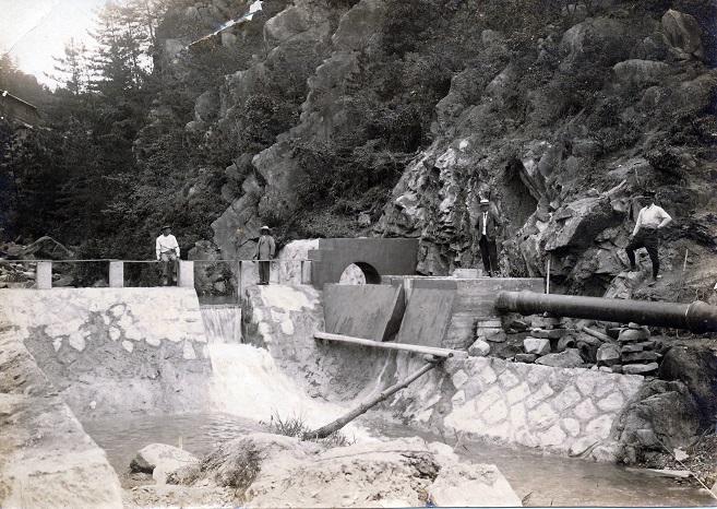大正12年 水分谷上水道取水用堰堤