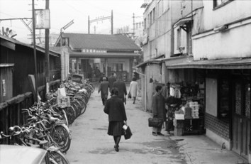 10 昭和41年 東出口